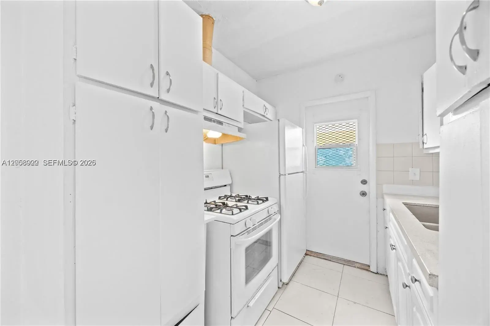 2072 NE 169th St # 2, North Miami Beach FL 33162