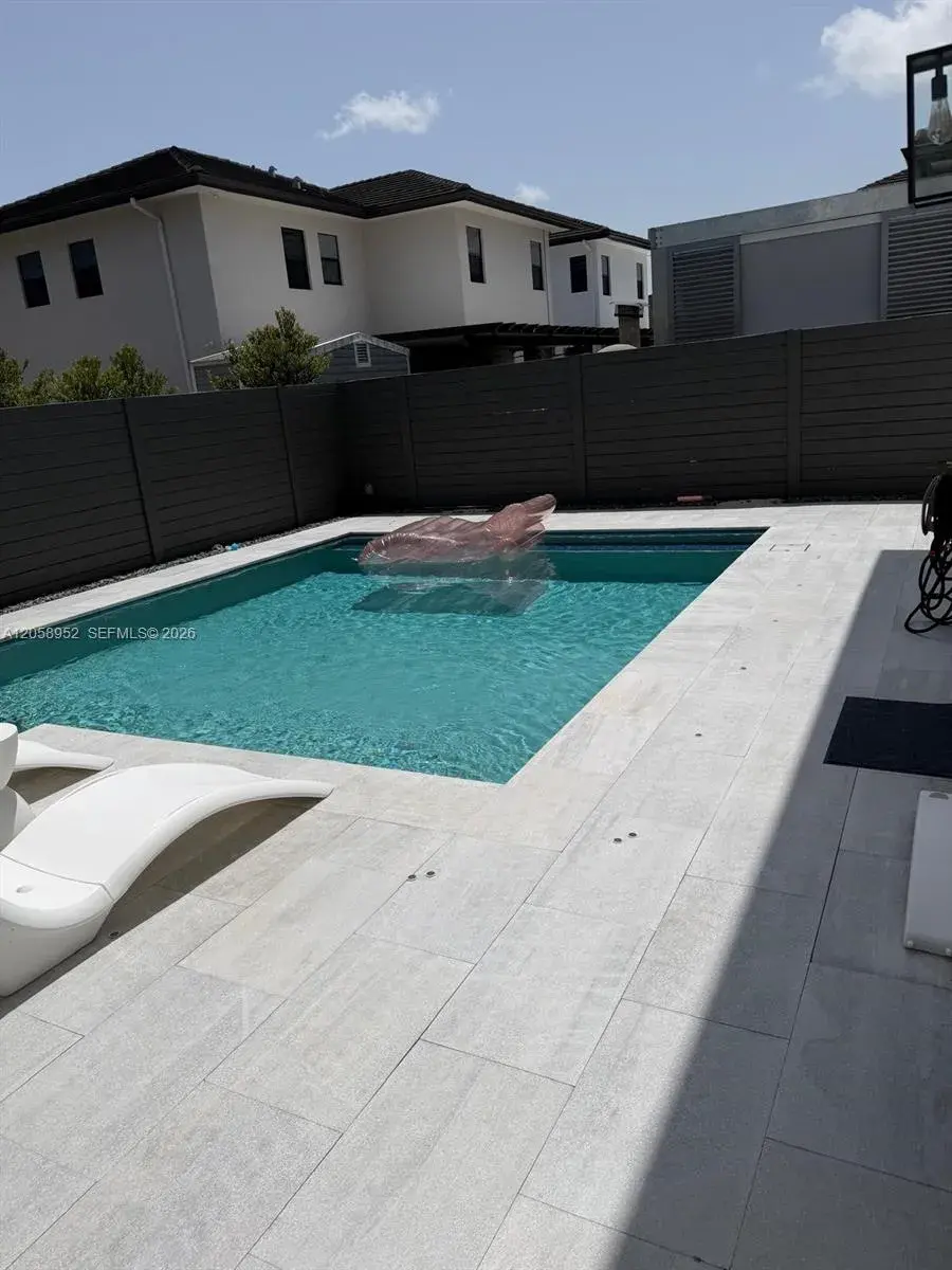 14800 SW 29th Ter, Miami FL 33185