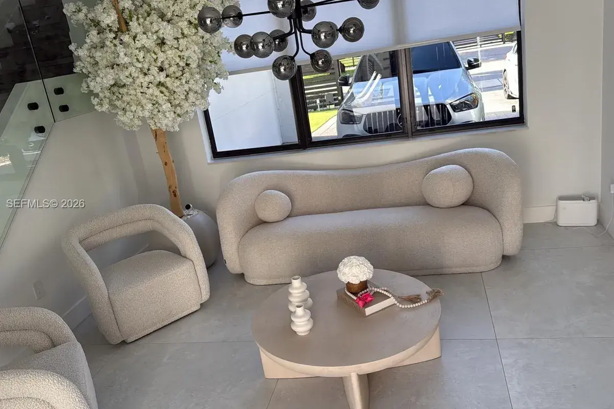 14800 SW 29th Ter, Miami FL 33185