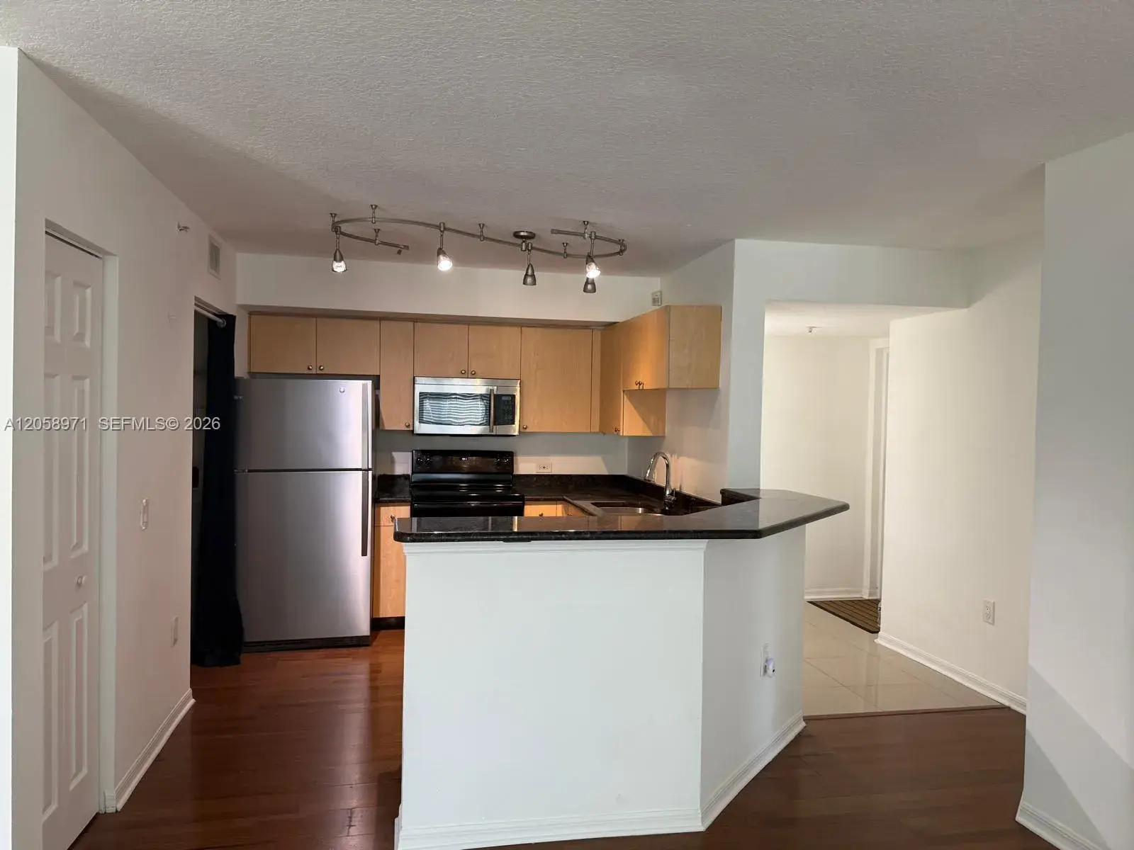 401 Villa Cir # 401, Boynton Beach FL 33435 photo 4