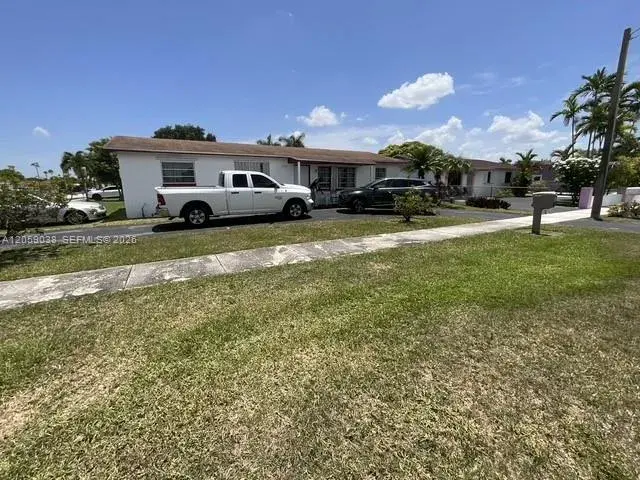 3 bedroom 2 bath Residential for sale at 11370 SW 224th St, Miami FL 33170