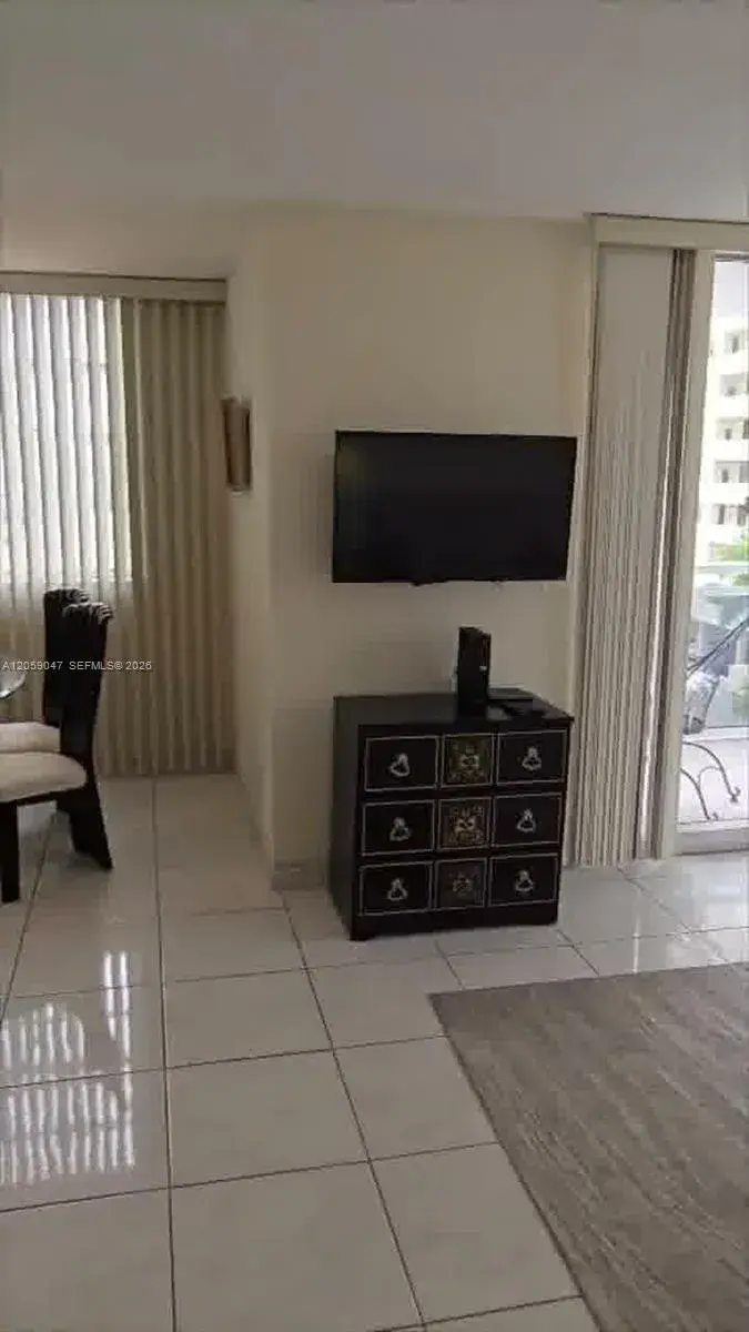 2 bedroom 2 bath Residential Lease for rent at 1849 S Ocean Dr # 501, Hallandale Beach FL 33009