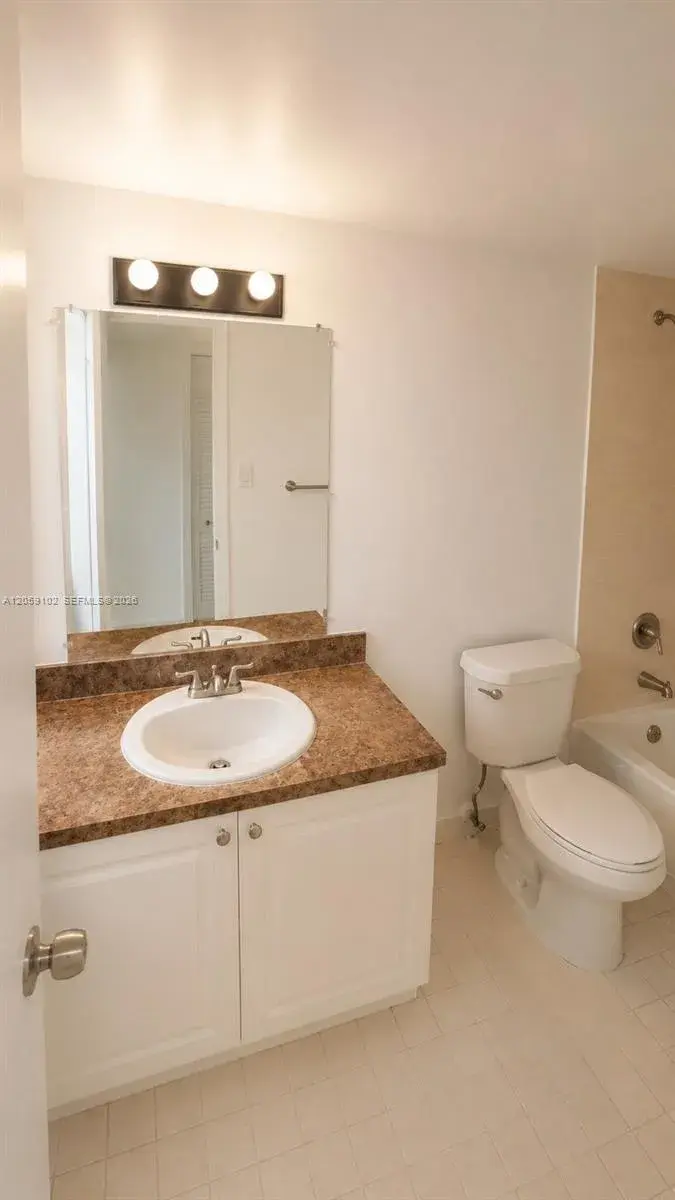 13710 SW 90th Ave # 4, Miami FL 33176