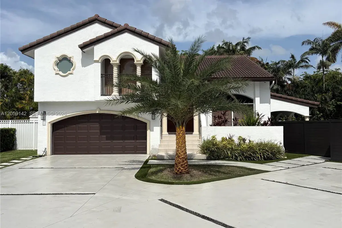 6610 SW 104th Ct, Miami FL 33173