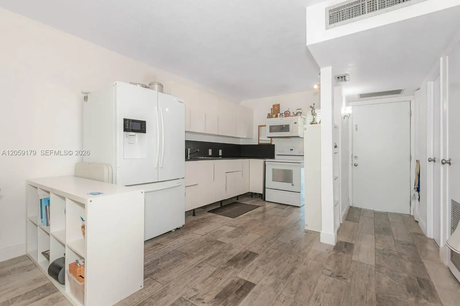 3401 N Country Club Dr # 117, Aventura FL 33180
