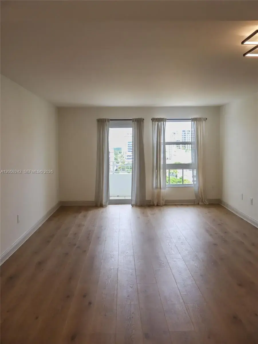 2351 Douglas Rd # 1204, Miami FL 33145