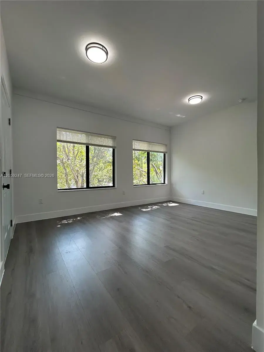 638 SW 21st Ave # 4, Miami FL 33135