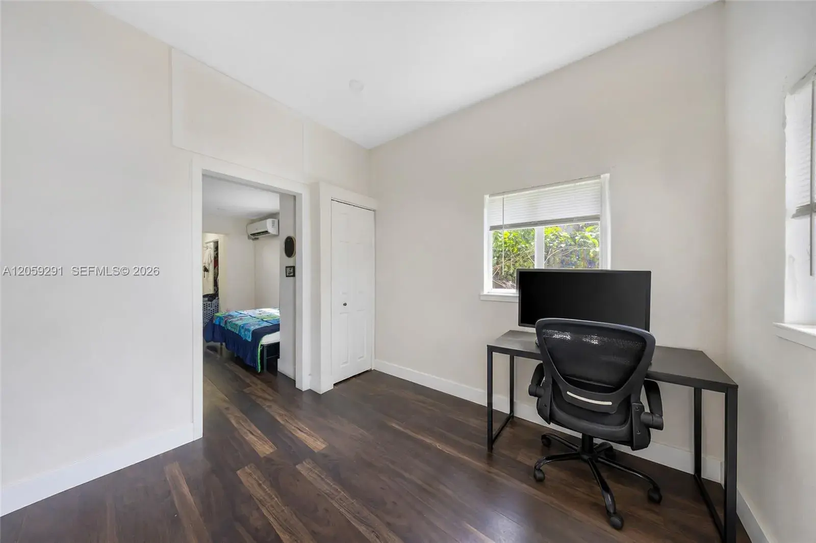 2420 NW 34th St, Miami FL 33142