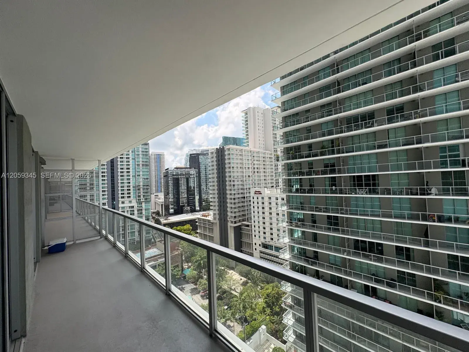 1 bedroom 1 bath Residential Lease for rent at 1111 SW 1st Ave, Miami FL 33130