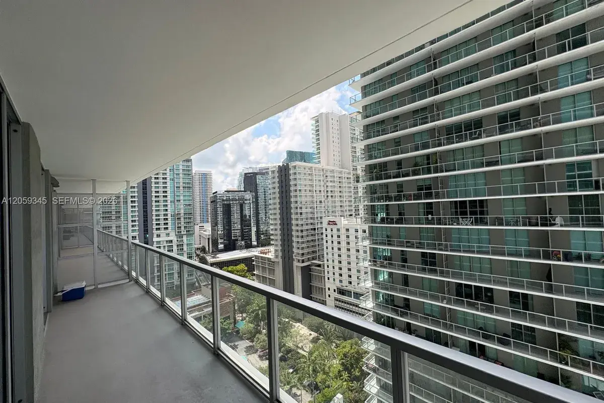 1111 SW 1st Ave, Miami FL 33130