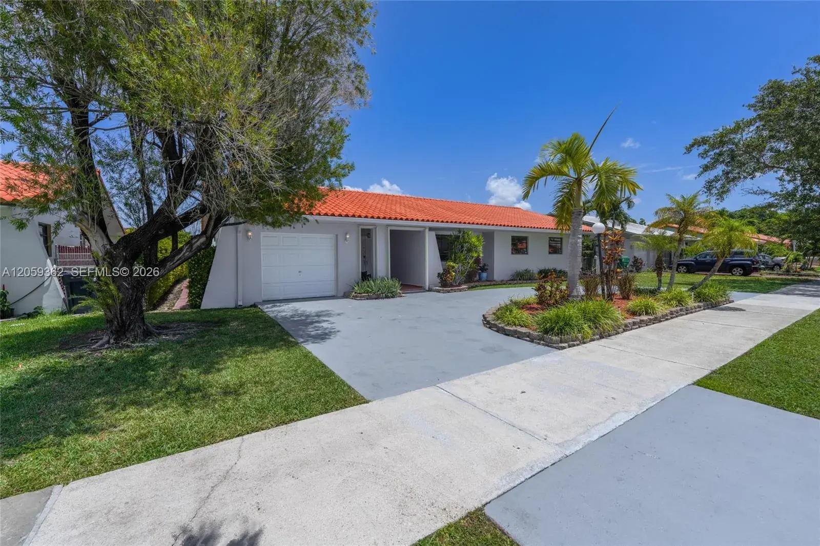 13131 SW 5th St, Miami FL 33184