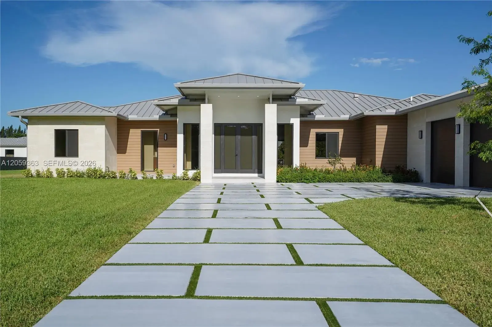 5 bedroom 6 bath Residential for sale at 27505 SW 172nd Ave, Homestead FL 33031
