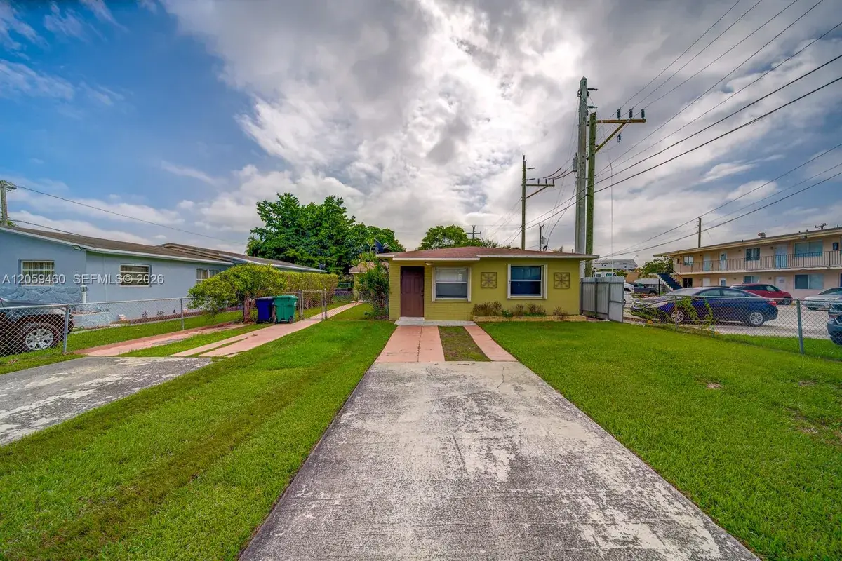 7358 SW 23rd St # 1, Miami FL 33155