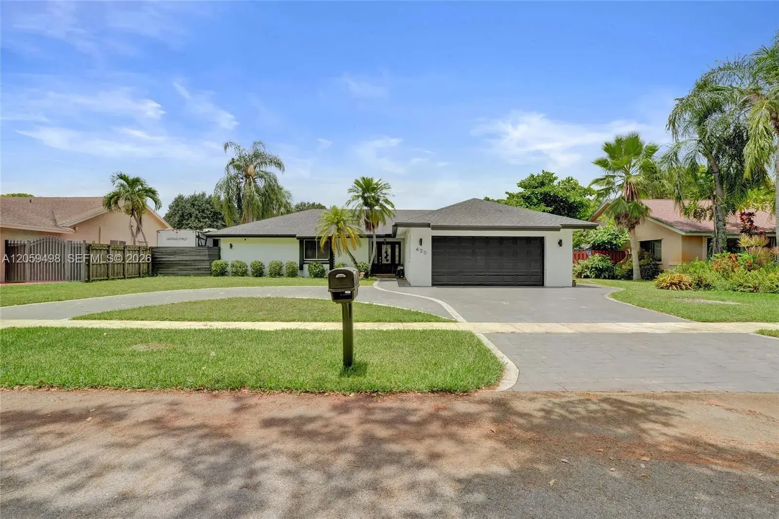 3 bedroom 2 bath Residential Lease for rent at 620 SW 100th Ave, Pembroke Pines FL 33025