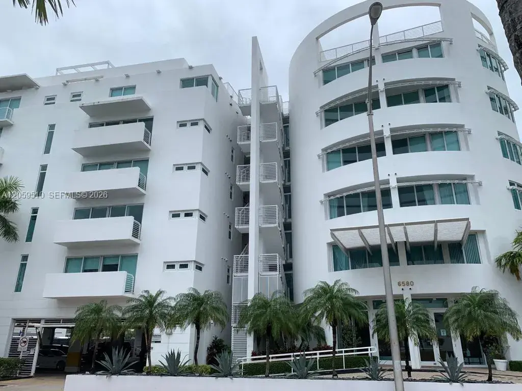 6580 Indian Creek Dr # 510, Miami Beach FL 33141