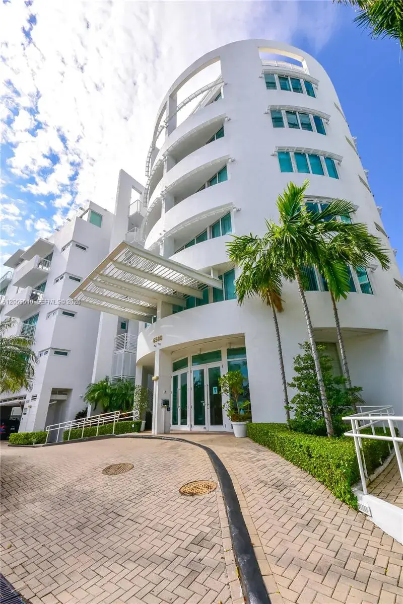 6580 Indian Creek Dr # 510, Miami Beach FL 33141