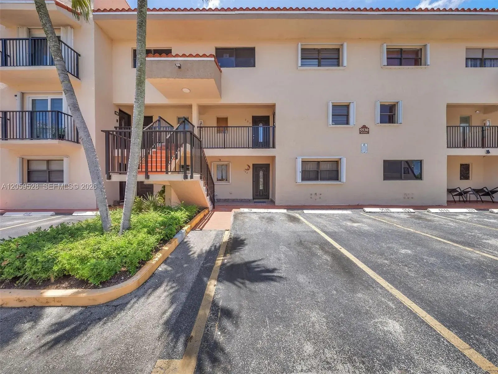 5530 W 26th Ct # 102, Hialeah FL 33016
