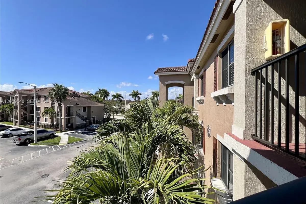 22301 SW 88th Pl # 3, Cutler Bay FL 33190