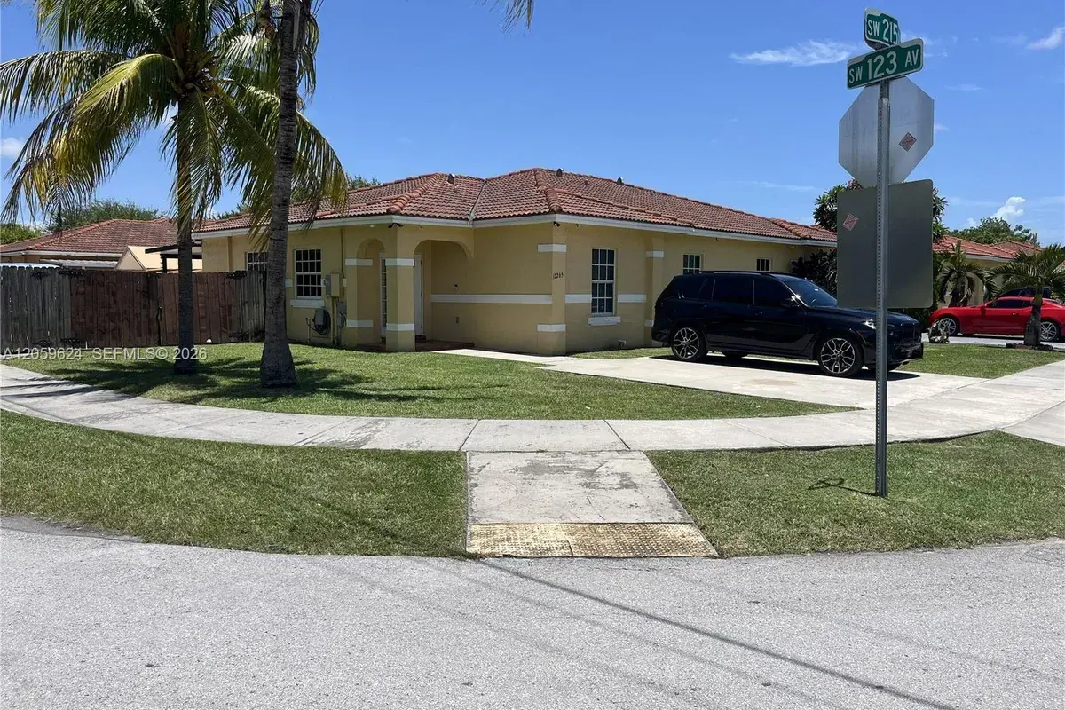 12265 SW 215th Ter # 1, Miami FL 33177