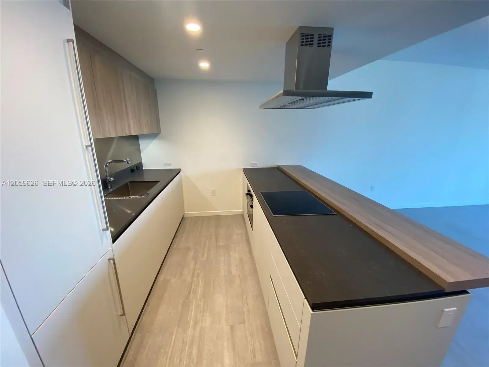 1000 Brickell Plaza # 3010, Miami FL 33130