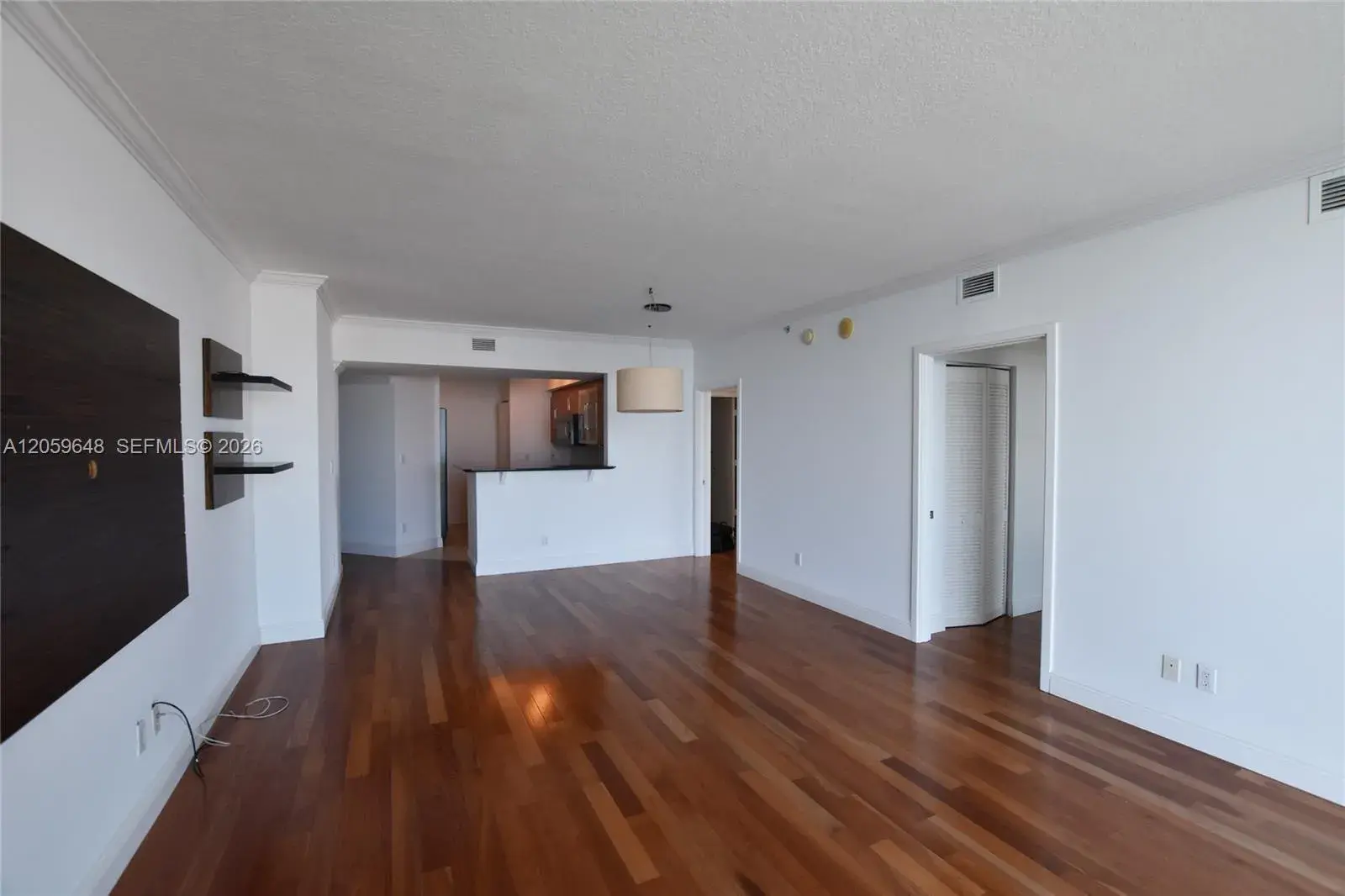 335 S Biscayne Blvd # 4112, Miami FL 33131