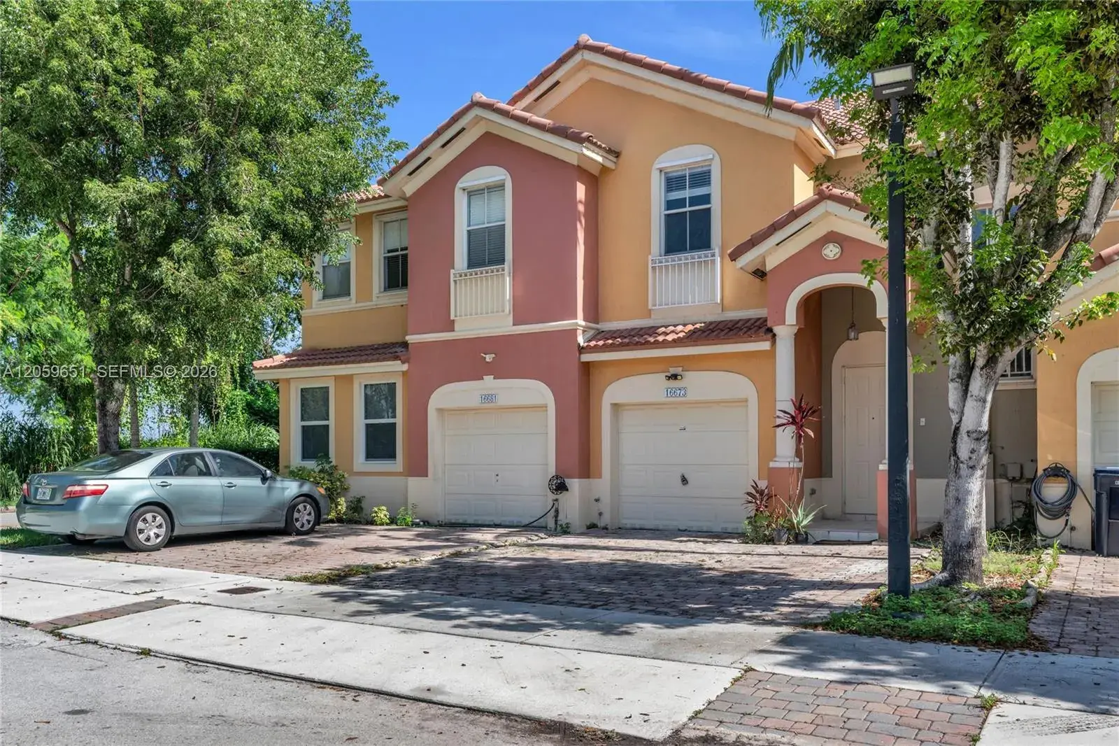 3 bedroom 2 bath Residential for sale at 16673 SW 78 Terrace, Miami FL 33193