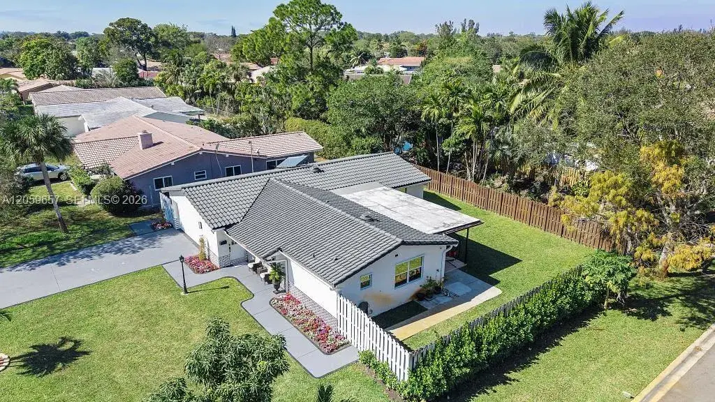 7501 NW 42nd St # 7501, Coral Springs FL 33065