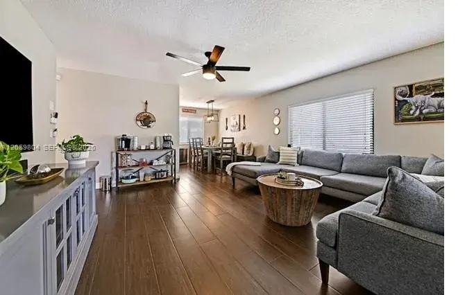 945 Sunset Rd # 1, West Palm Beach FL 33401 photo 4