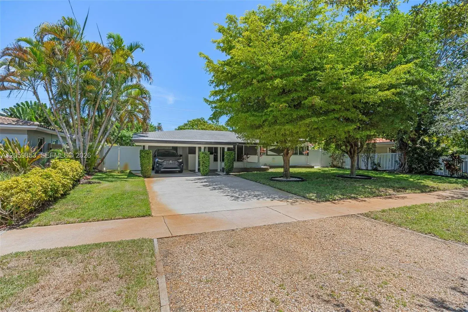 2 bedroom 2 bath Residential for sale at 1912 NE 21st Ave, Fort Lauderdale FL 33305
