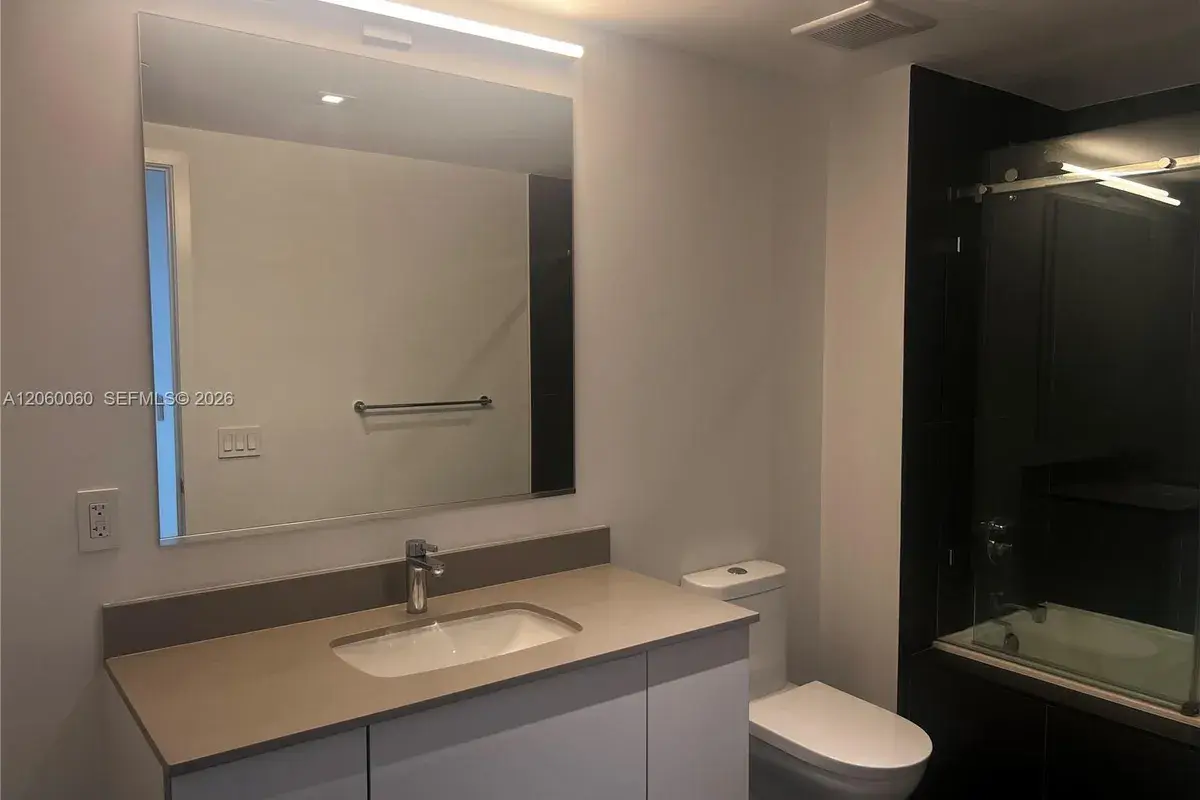 1600 NE 1st Ave # 1219, Miami FL 33132