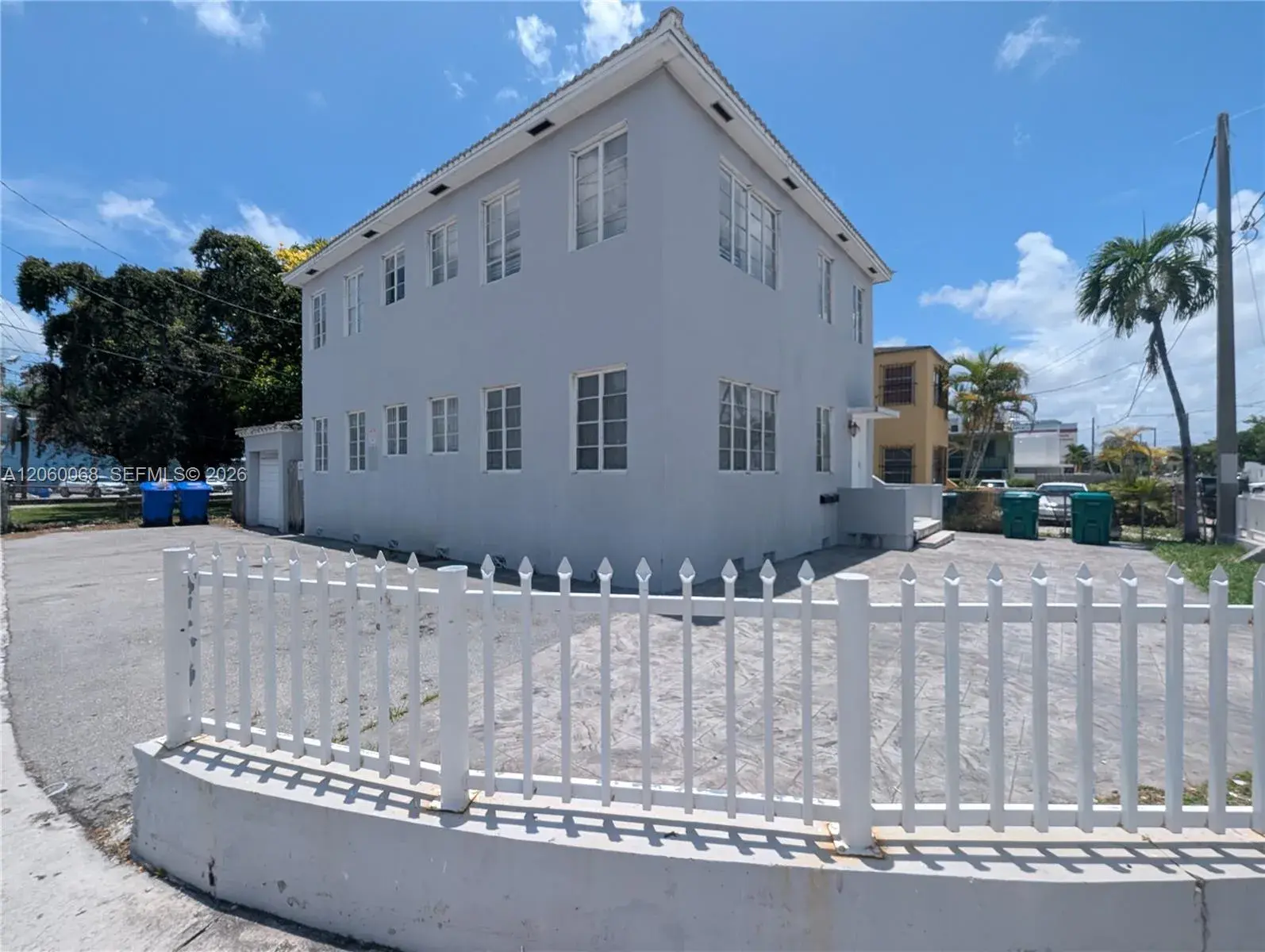 500 SW 7th St, Miami FL 33130