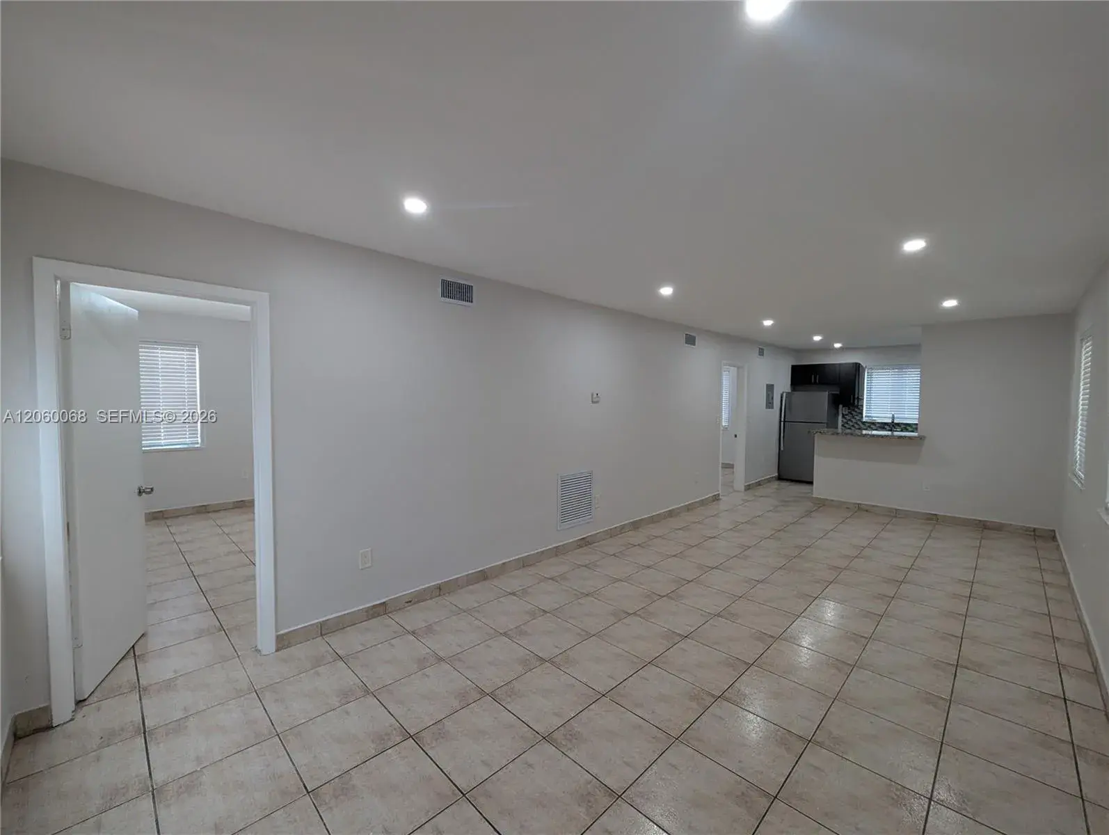 500 SW 7th St, Miami FL 33130