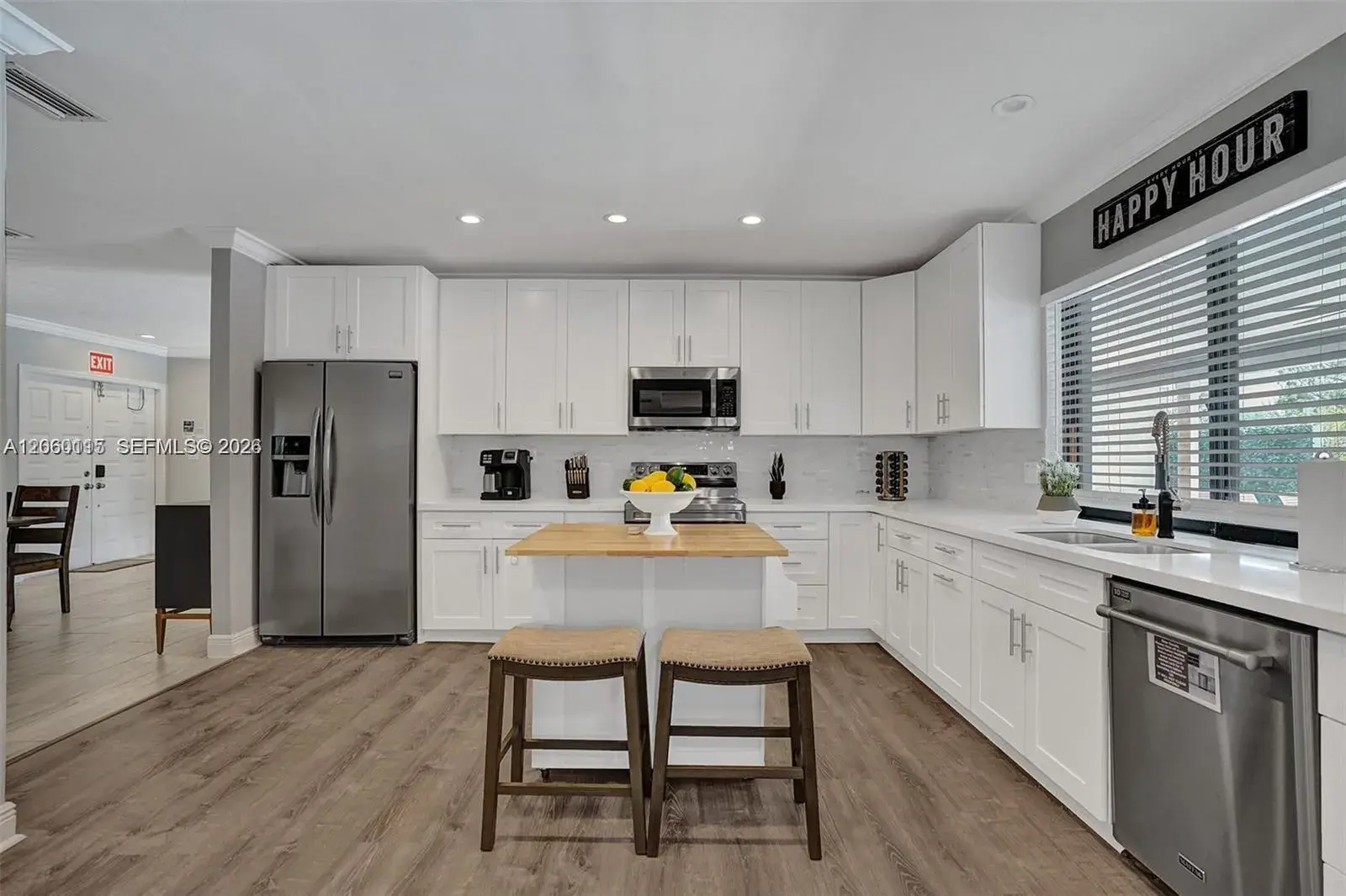 1941 SW 52nd Ter, Plantation FL 33317