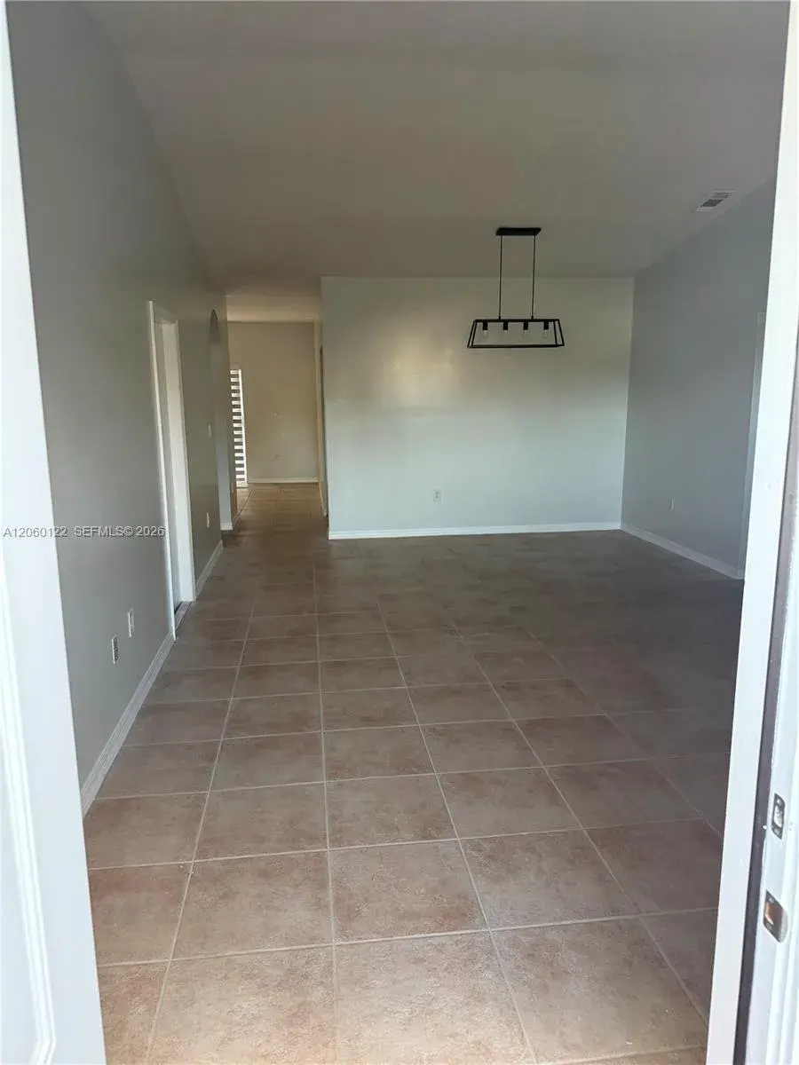 9128 SW 162nd Pl, Miami FL 33196