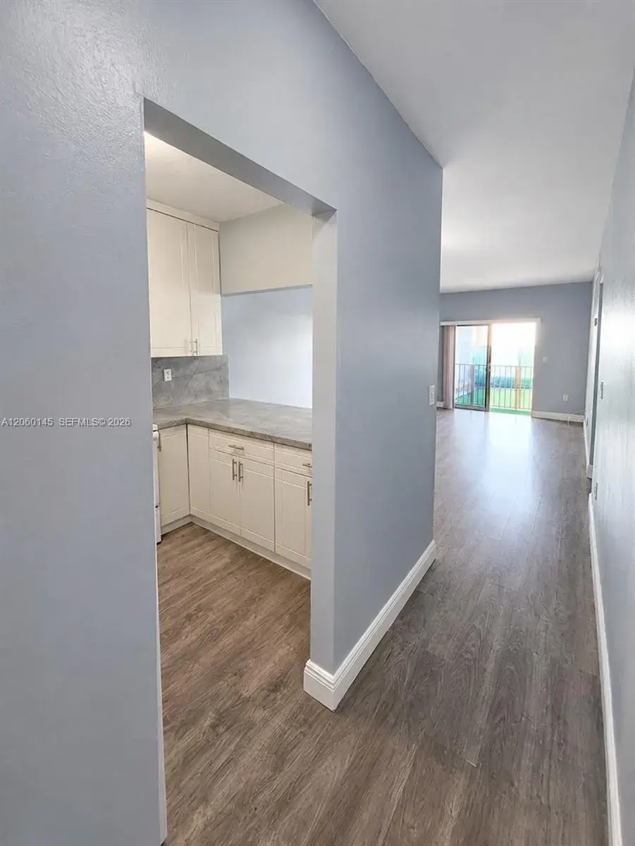 2400 NW 16th St Rd # 103, Miami FL 33125
