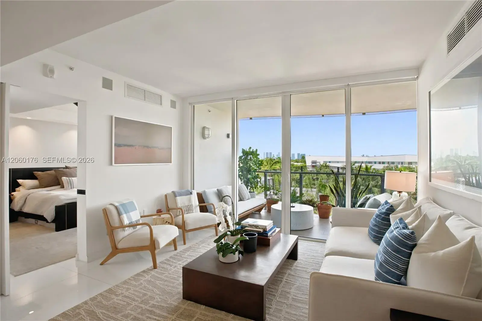 2155 Washington Ct # 504, Miami Beach FL 33139