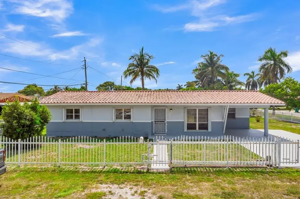 17430 NW 37th Ct, Miami Gardens FL 33055