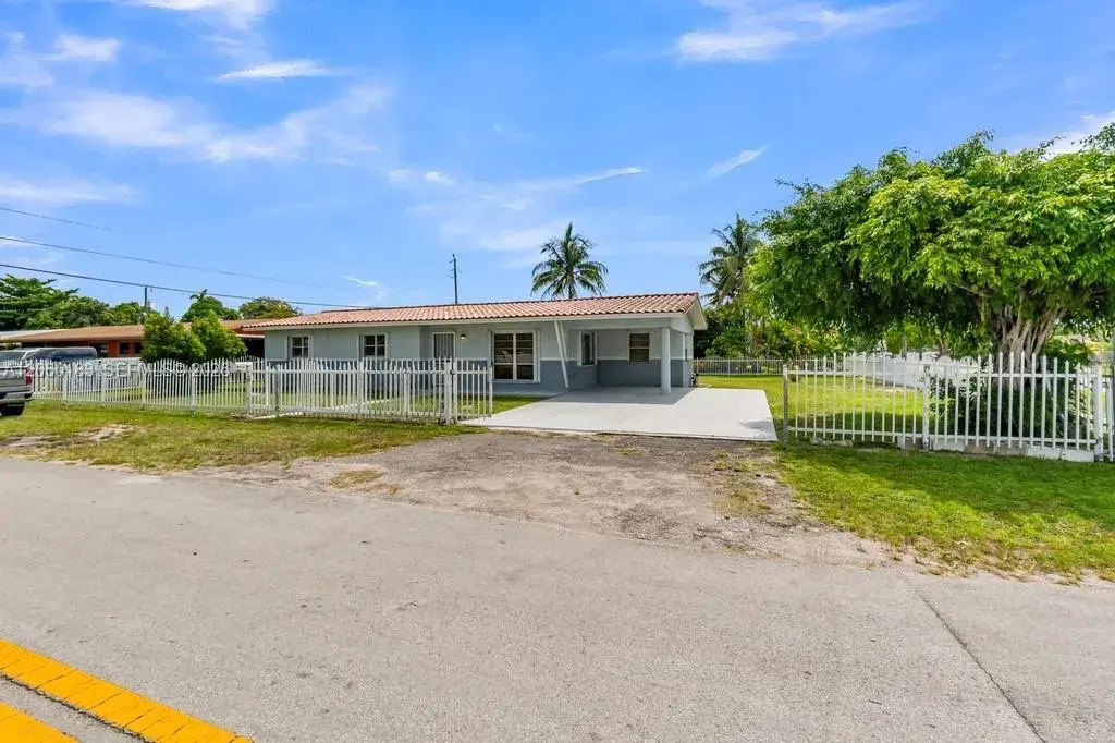 17430 NW 37th Ct, Miami Gardens FL 33055