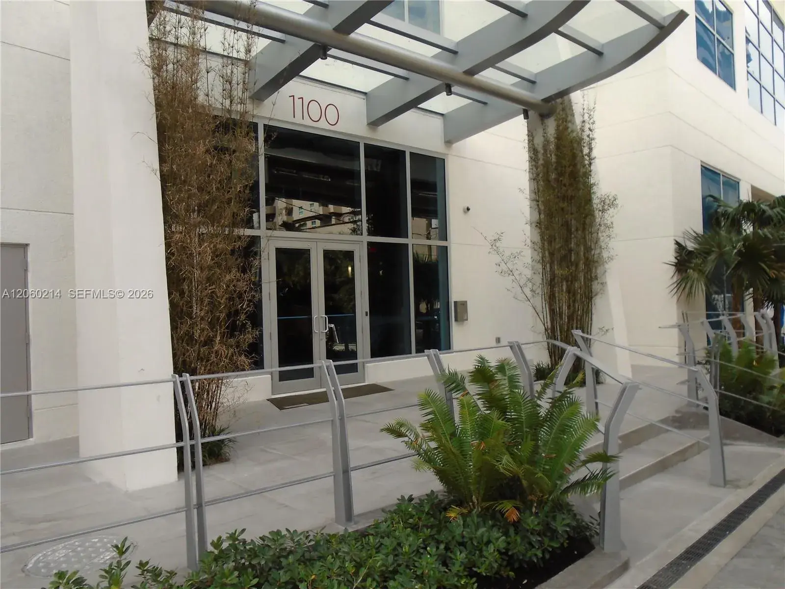 1100 S Miami Ave # 3305, Miami FL 33130
