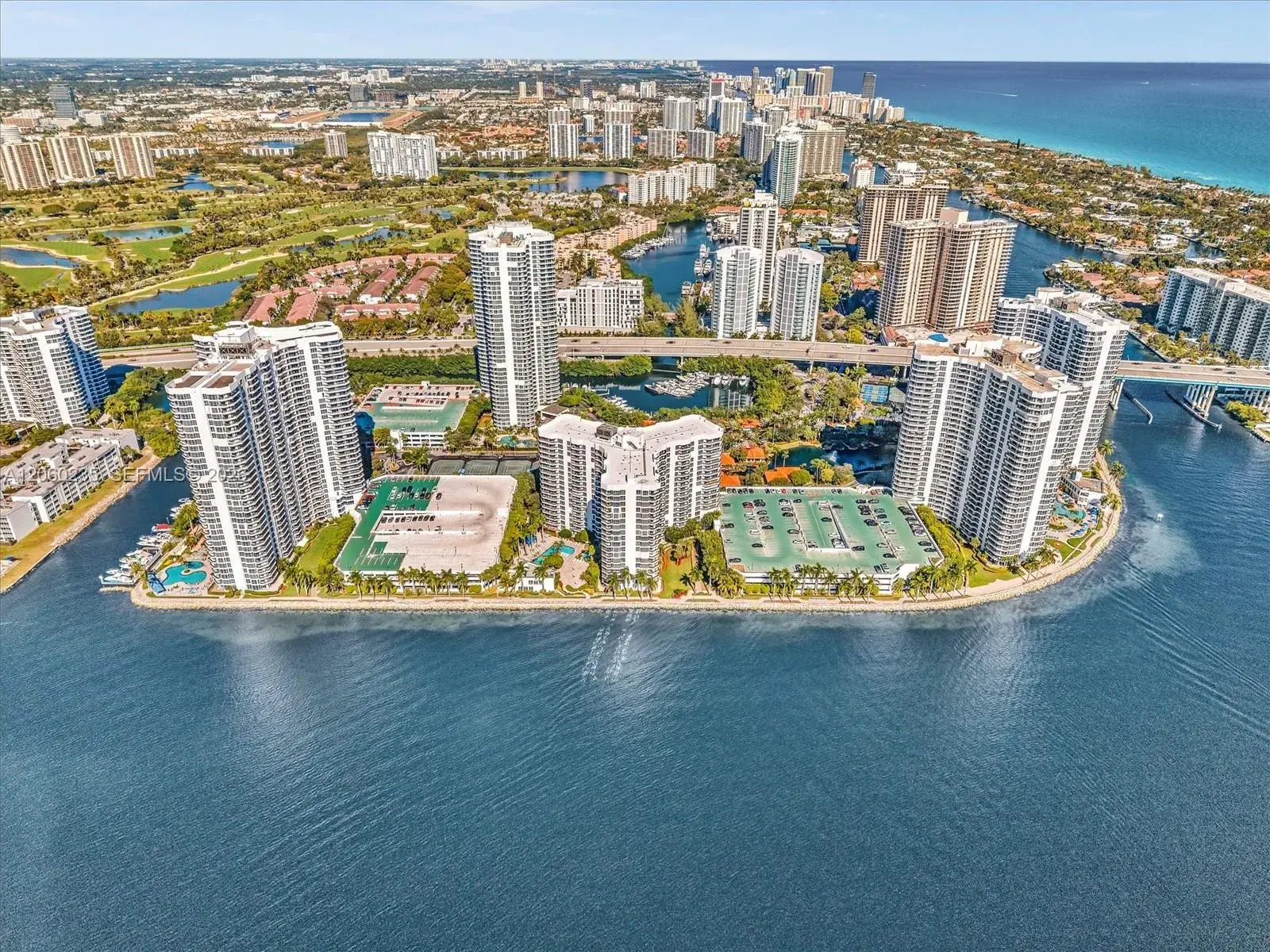 2 bedroom 2 bath Residential for sale at 3530 Mystic Pointe Dr # 1004, Aventura FL 33180
