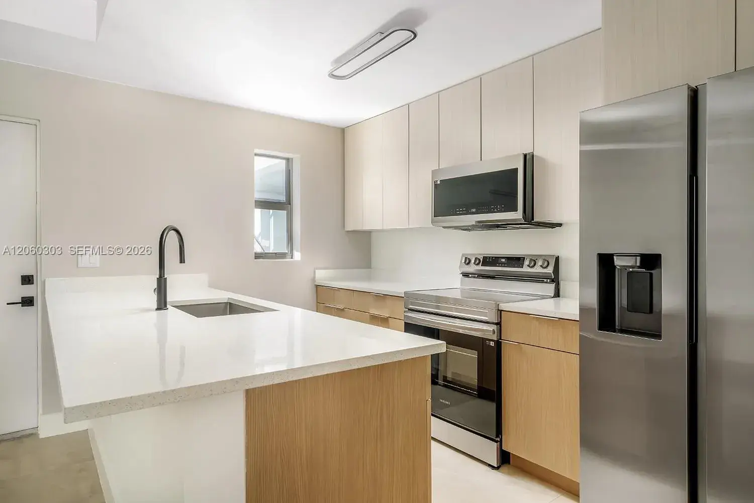5423 NE MIAMI CT # 7, Miami FL 33137