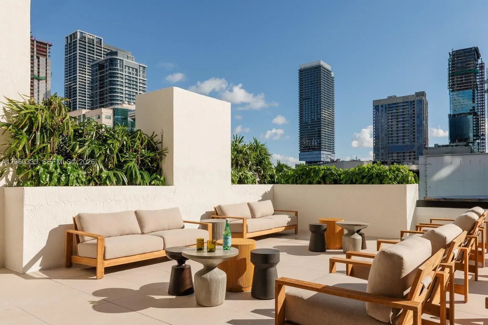 225 N Miami Ave # 1810, Miami FL 33128