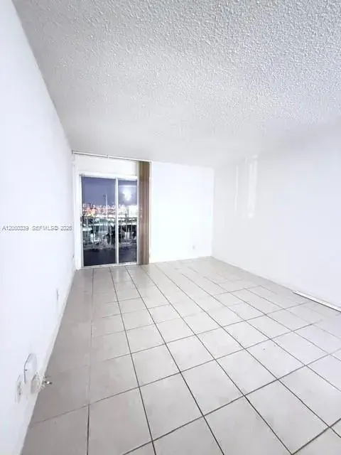 4550 NW 9th St # 812E, Miami FL 33126