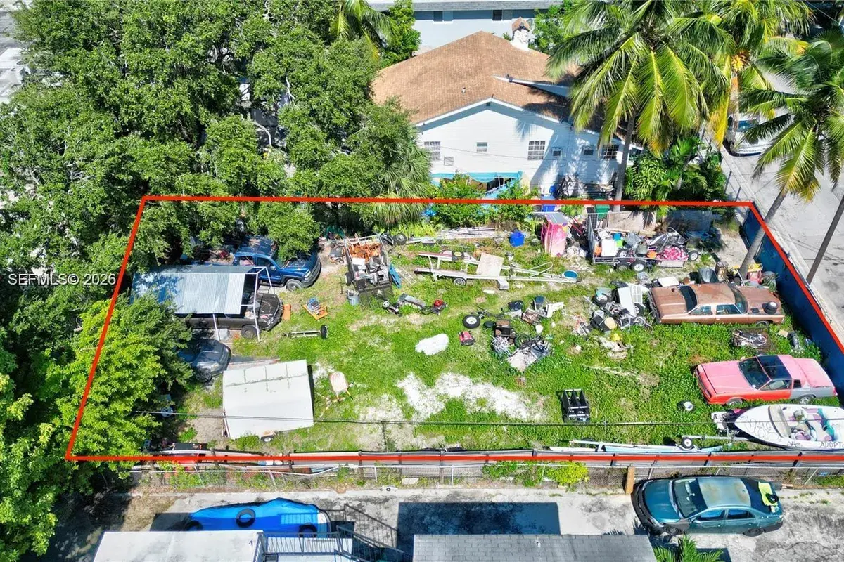 428 NW 10th Ave, Miami FL 33128