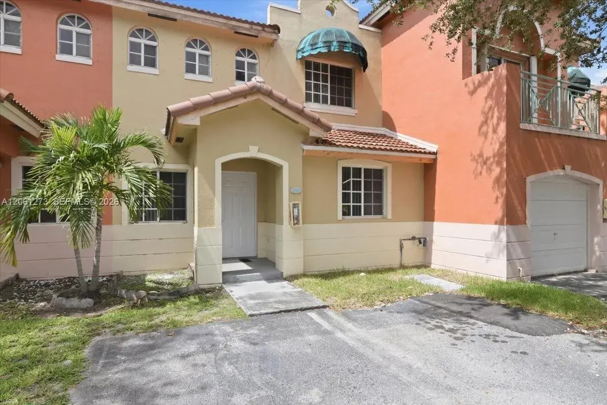 3 bedroom 3 bath Residential for sale at 7245 NW 173rd Dr # 2505, Hialeah FL 33015