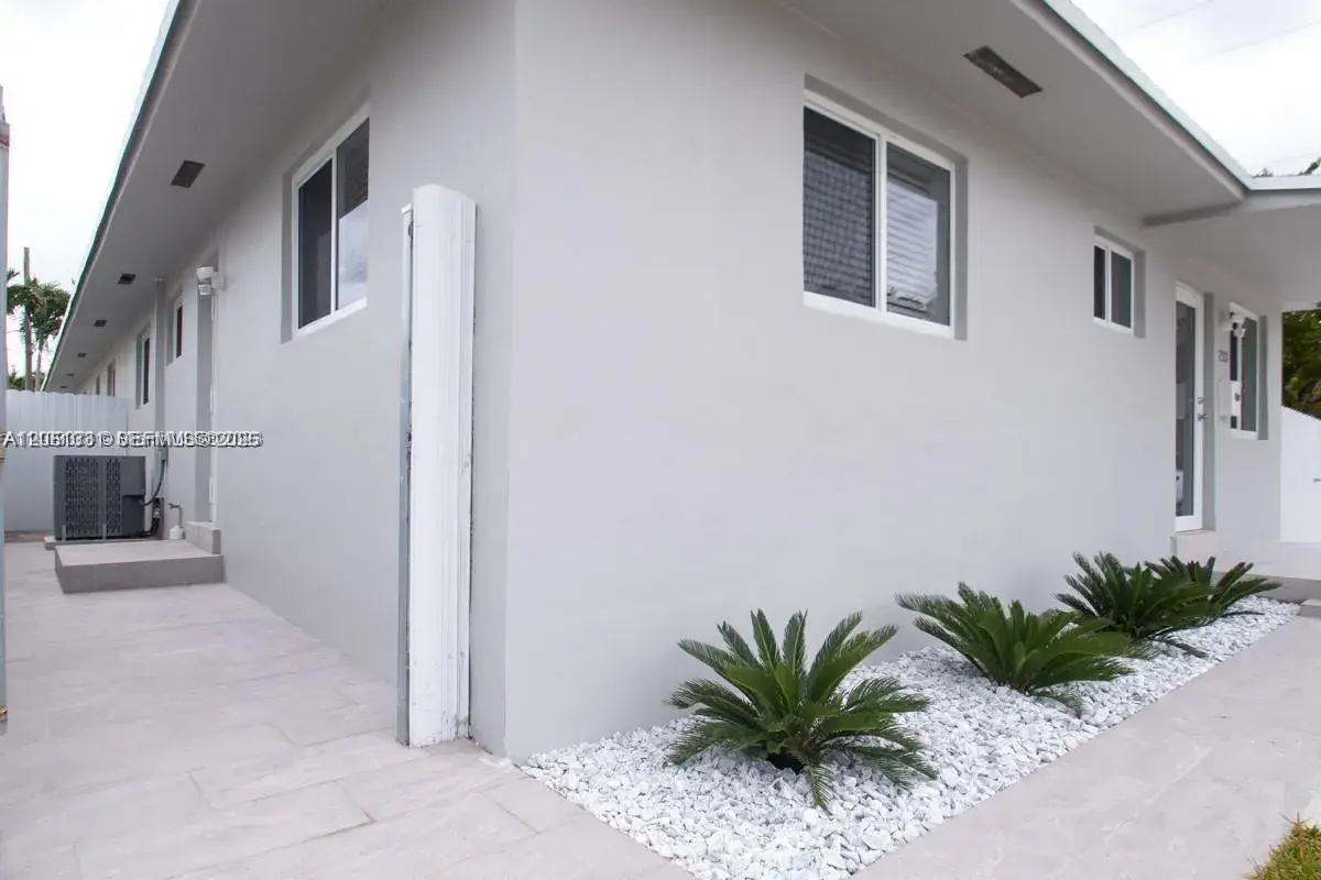 233-B NW 53rd Ave # 1, Miami FL 33126 photo 3