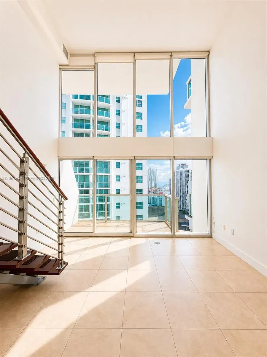 41 SE 5th St # 1415, Miami FL 33131