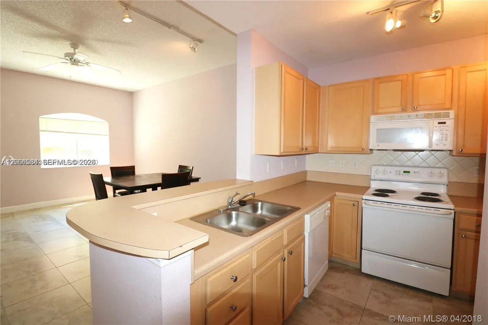 6001 SW 70th St # 117, South Miami FL 33143