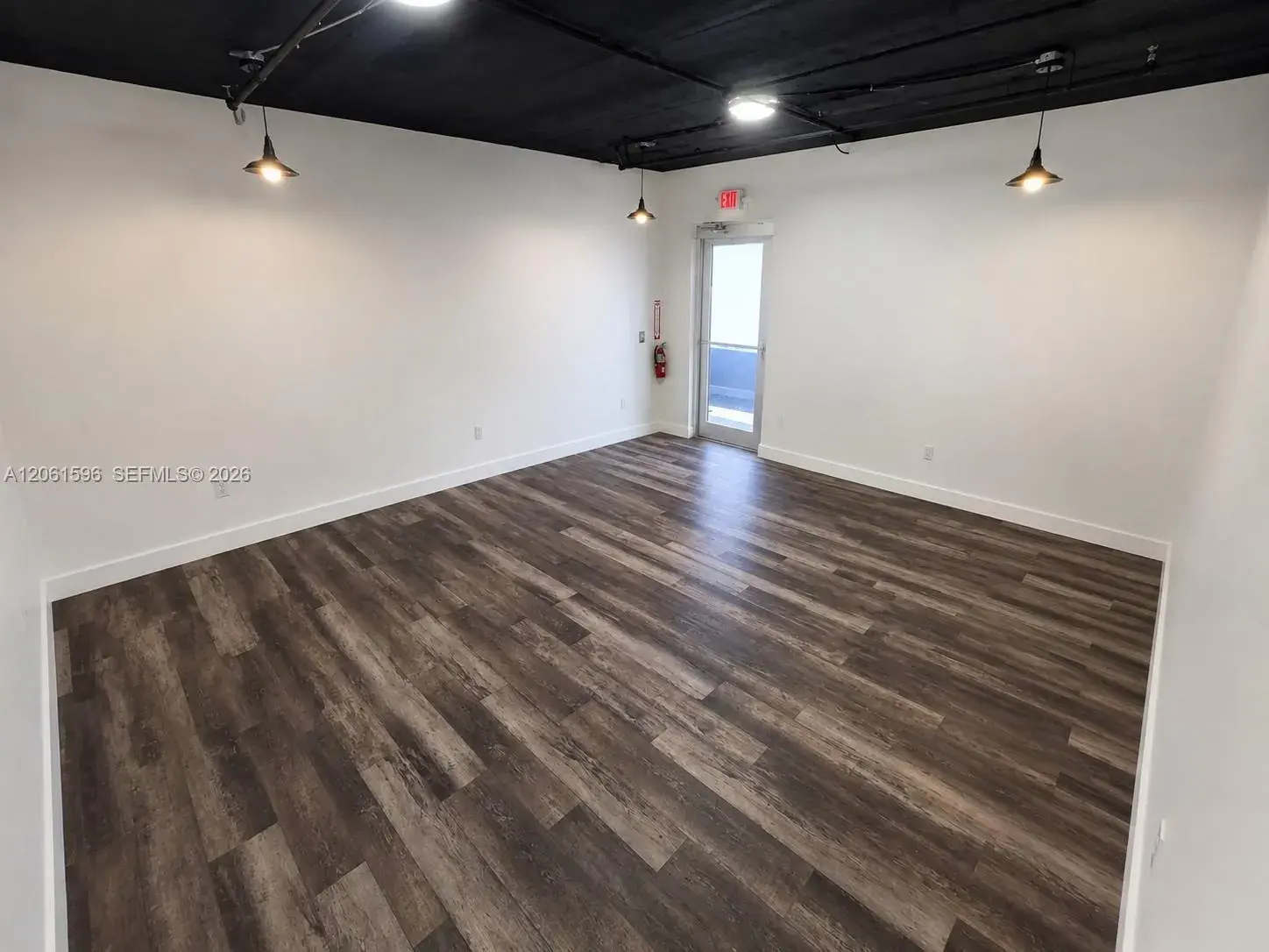 2355 NW 70th Ave # 9, Miami FL 33122