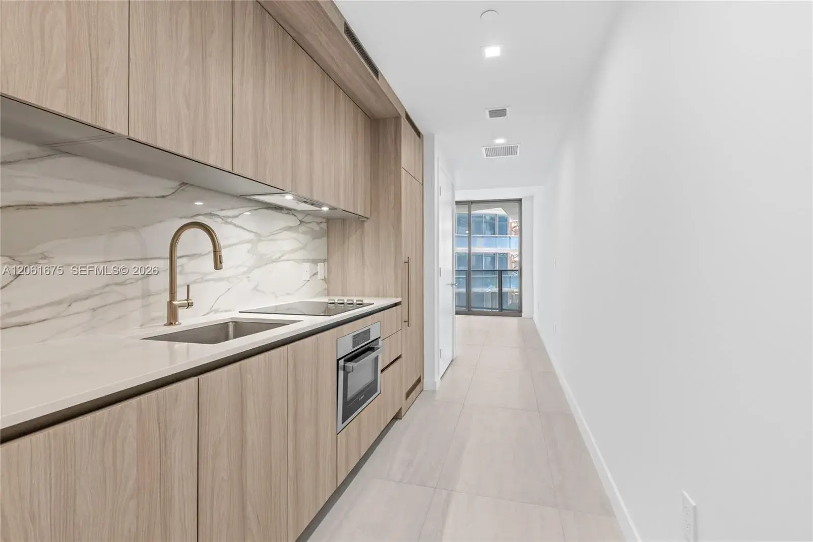 77 SE 5th Street # 2205, Miami FL 33131